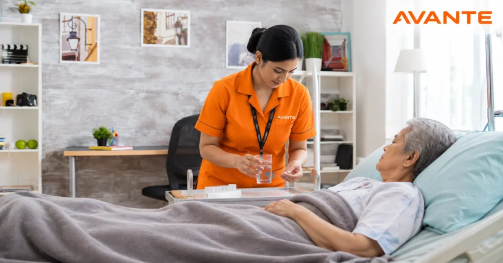 Professional medical assistant providing elderly chronic care support at home in Kolkata by Avante Health